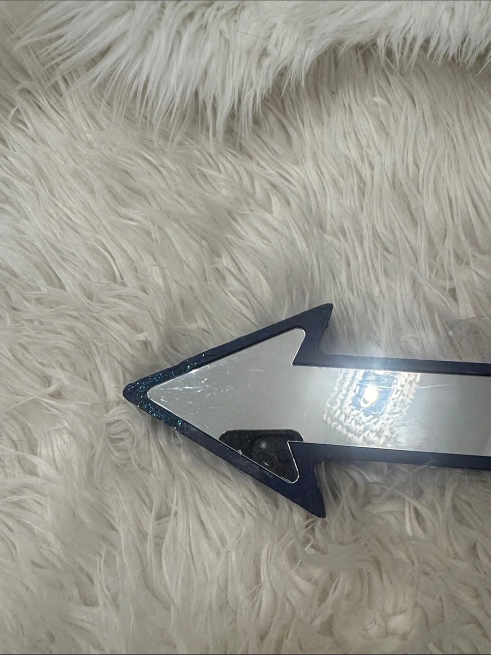 Decorative Arrow Wall Mirror in Navy Blue